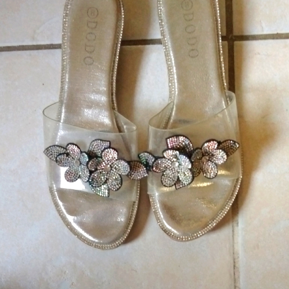 Women's Gold Slide Sandals with Floral Embellishments